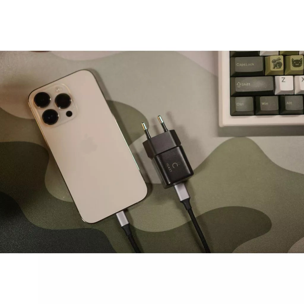 iCast 30W Mini USB-C Power Adaptor Fast Charging Wall Charger